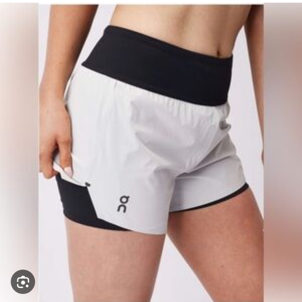 On 5" Performance 2-in-1 Women Running Short